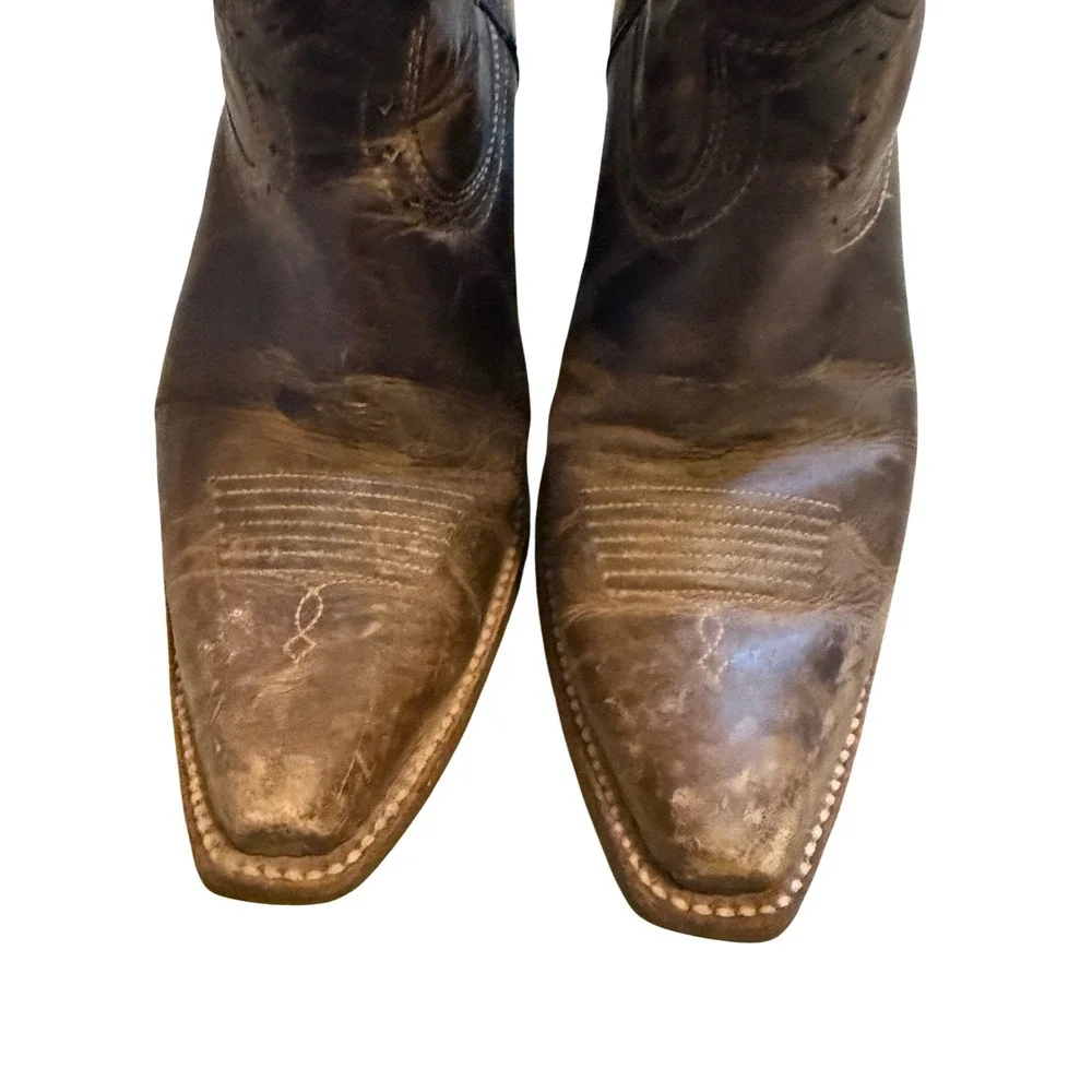 Ariat Cheyenne Tribal Boots Women's‎ Size 7B- Perfectly Broken-In Cowgirl Boots